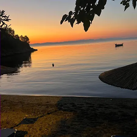 Kamares Bay Escape *